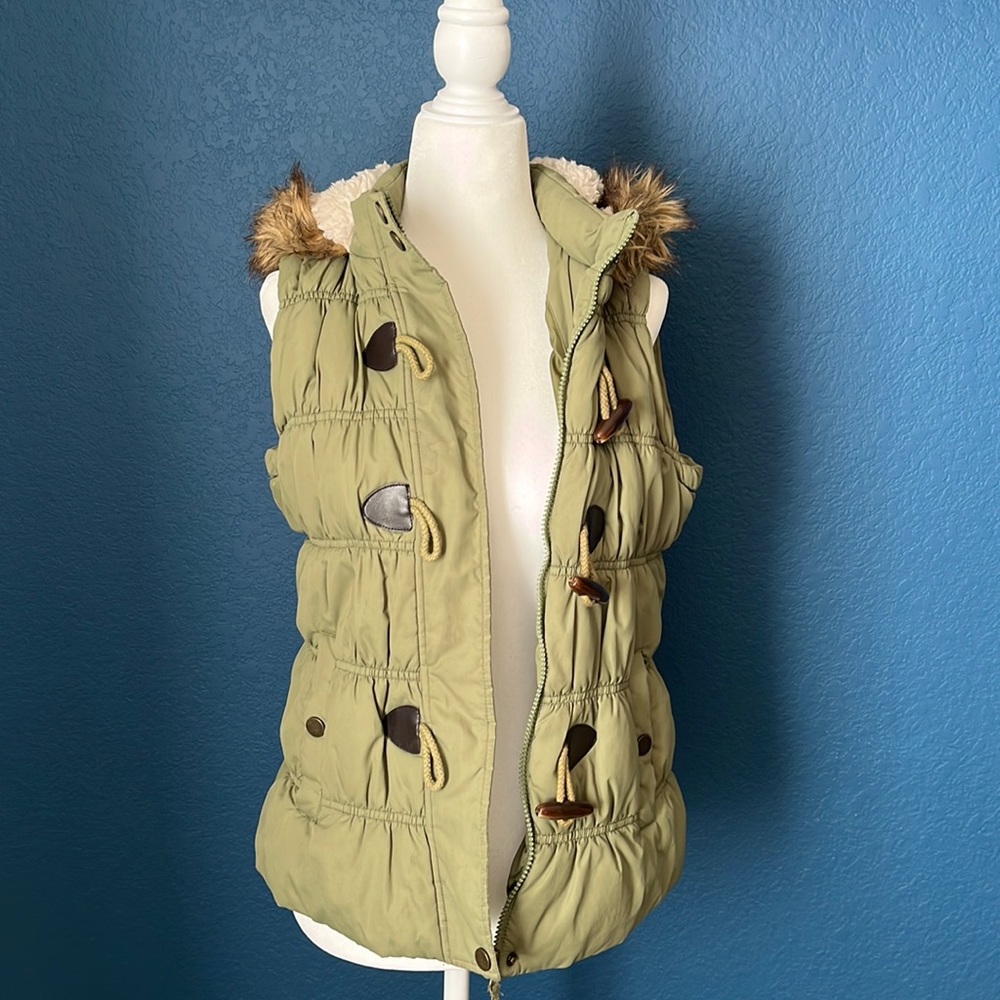 Army green vest